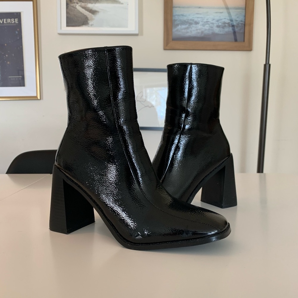 Pretty Little Thing booties
